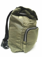 Load image into Gallery viewer, Back pack B322 Green
